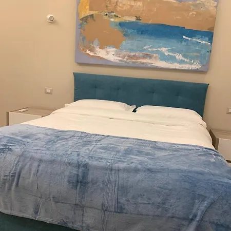 Mysuite בית הארחה 3*