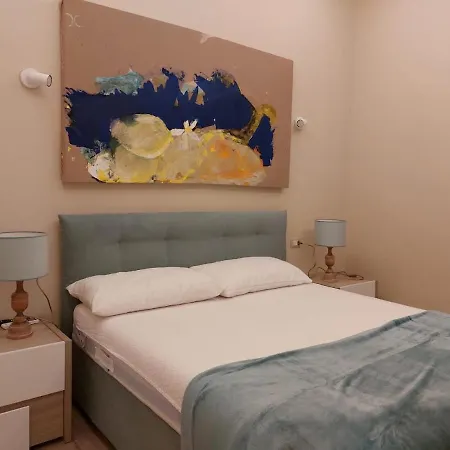 Mysuite בית הארחה נאפולי